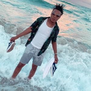 Meet your Posher, Markell